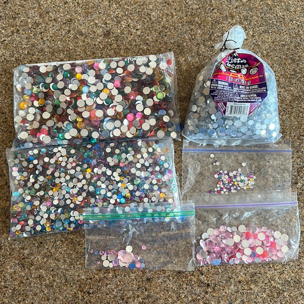 100’s of Acrylic Gems
